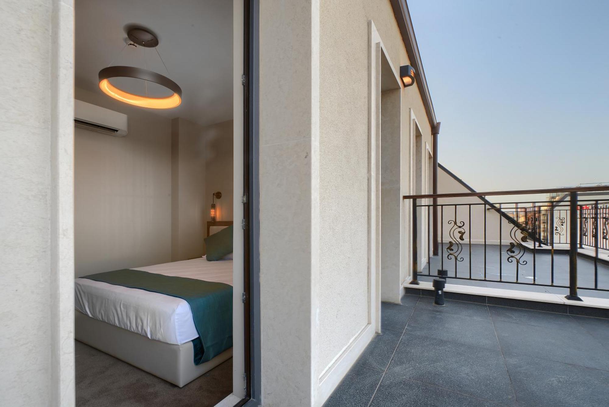 Aurora Sofia Hotel Exterior photo